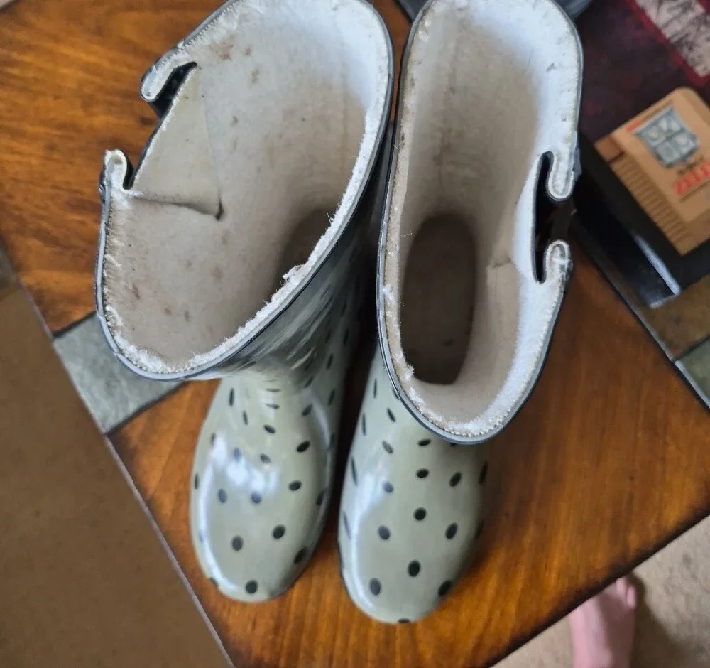 Capelli Green Polka Dot Rain Boots with Black Trim Size 7